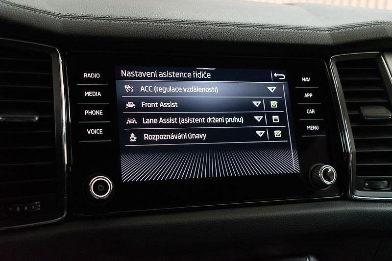 Škoda Kodiaq 2.0 TDI 110kW*DSG*KAMERA*DPH* - fotka 25 z 37