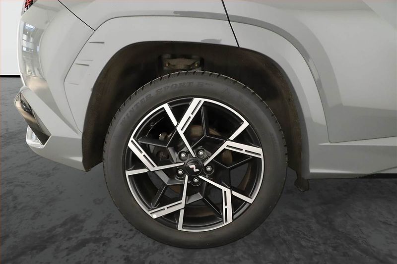 Hyundai Tucson (2024) N-Line 1.6 T-GDI HEV - fotka 13 z 19