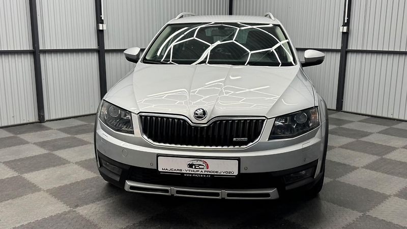 Škoda Octavia (2015) SCOUT - fotka 27 z 27