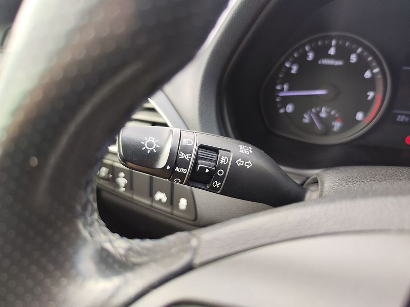 Hyundai i30 1.4 T-GDI/103kW Trikolor Kom - fotka 22 z 32