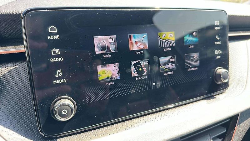 Škoda Scala Top Selection 1,0 TSI 85kW DSG - fotka 12 z 28