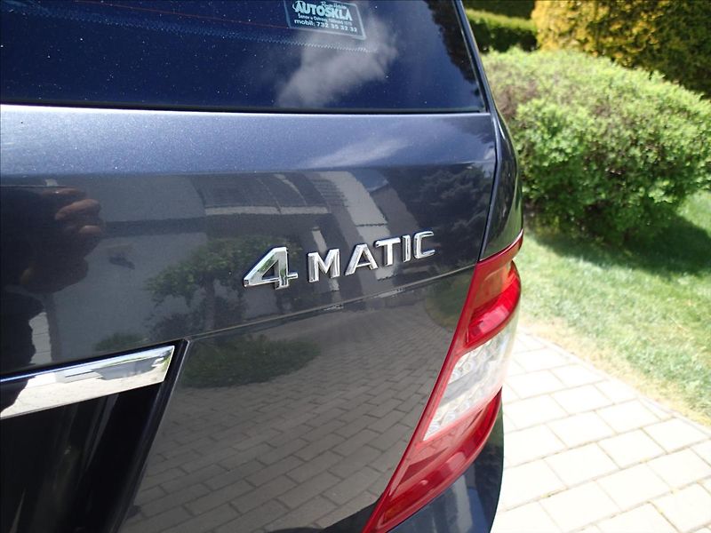 Mercedes-Benz Třídy C 3,0 165 kW, CDI, 4x4,Automat - fotka 5 z 34