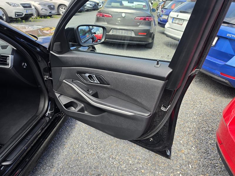BMW Řada 3 320D Automat Kei TZ Led - fotka 20 z 28
