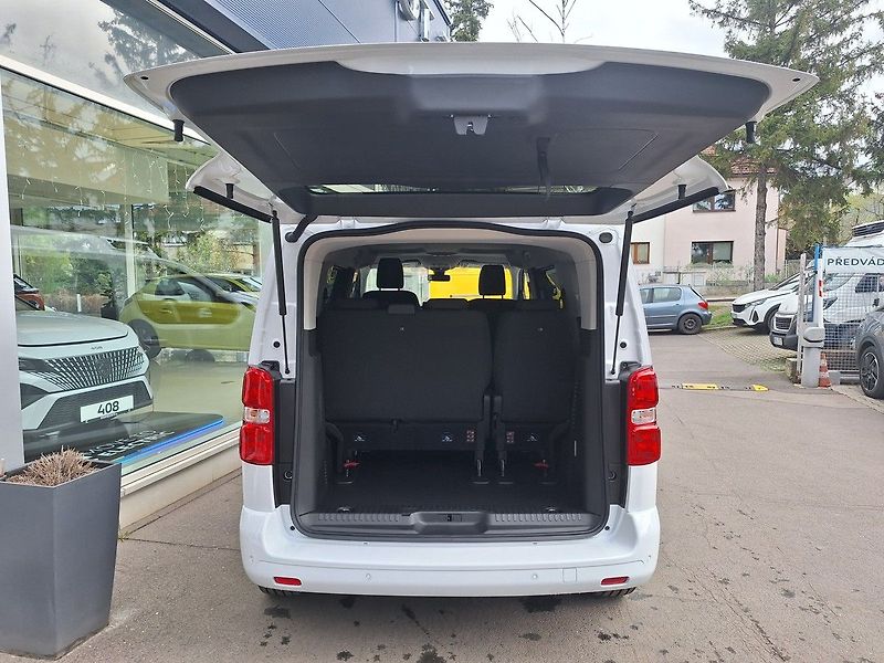 Peugeot Traveller (2026) Active 2.2 BHDi 180k EAT8 - fotka 7 z 22