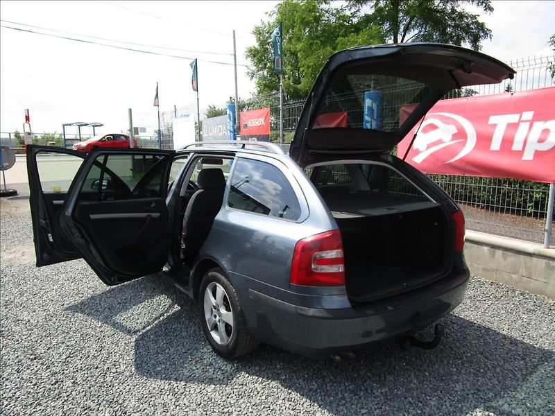 Škoda Octavia Combi 1.9TDi 4x4, aut. Klima - fotka 28 z 38
