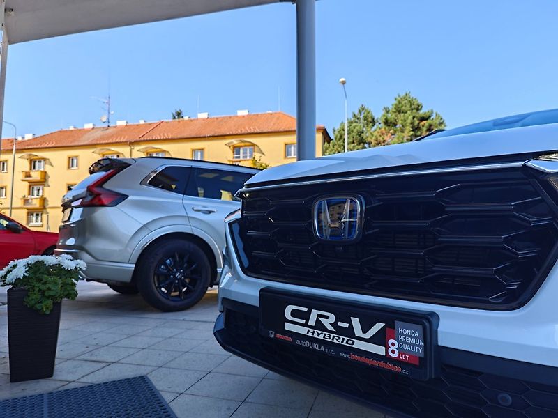 Honda CR-V (2025) 2.0 eHEV ADVANCE 4WD REZERVACE - fotka 41 z 43