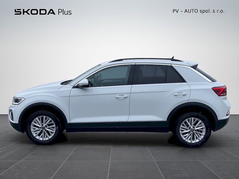 Volkswagen T-Roc (2023) 1.0 TSI 81 kW Life - fotka 3 z 31