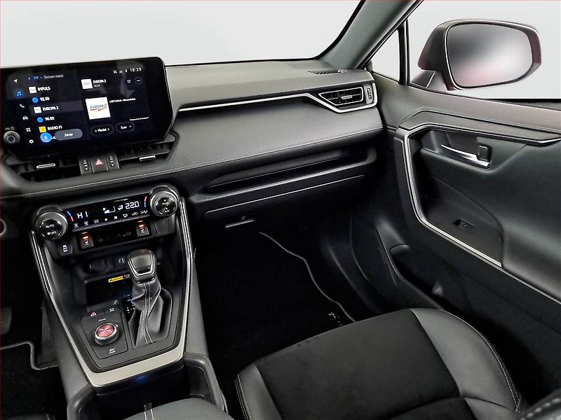 Toyota RAV4 (2024) 2.5 Hybrid - fotka 8 z 19