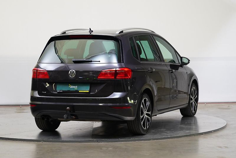 Volkswagen Golf - fotka 2 z 28