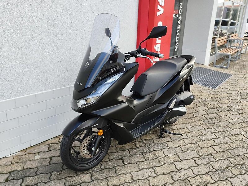 Honda PCX 125 1034 km - fotka 5 z 12