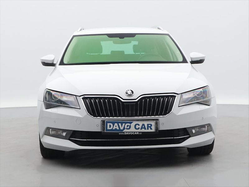 Škoda Superb 2.0 TDI DSG CZ Style Plus Kůže - fotka 2 z 37