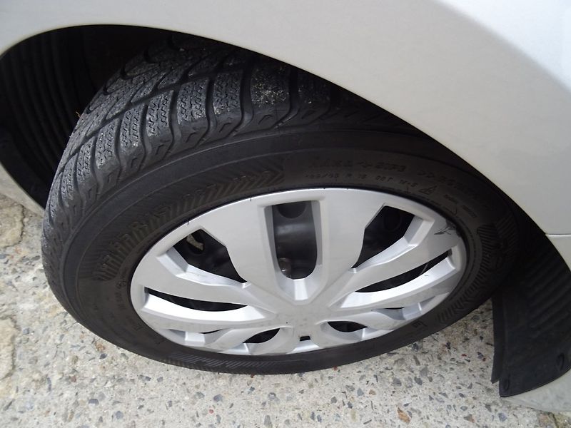 Hyundai i20 (2015) 1.2i,1majČR,s.kniha,klima - fotka 22 z 22