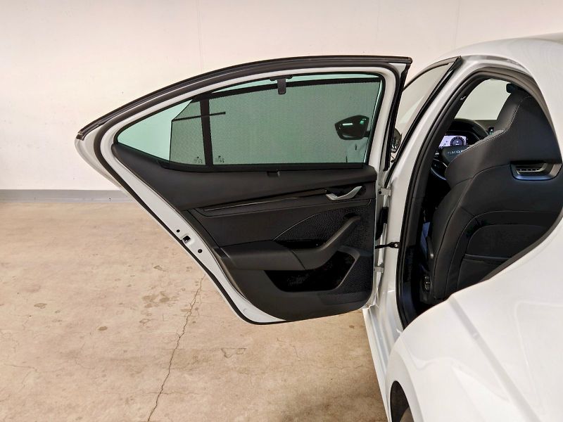 Škoda Octavia (2025) 1.5 TSI 110 kW Sportline - fotka 24 z 32