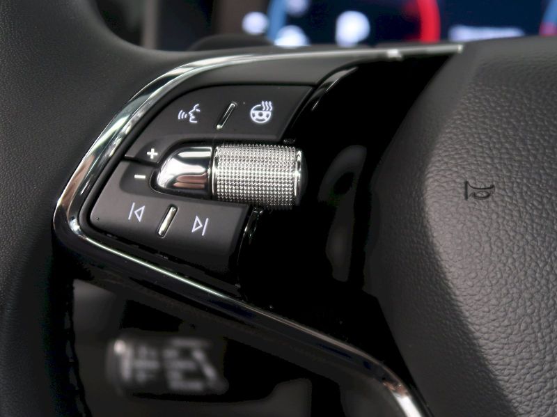 Škoda Kodiaq (2022) LAURIN&KLEMENT 2.0TDI 110KW 4x - fotka 20 z 43