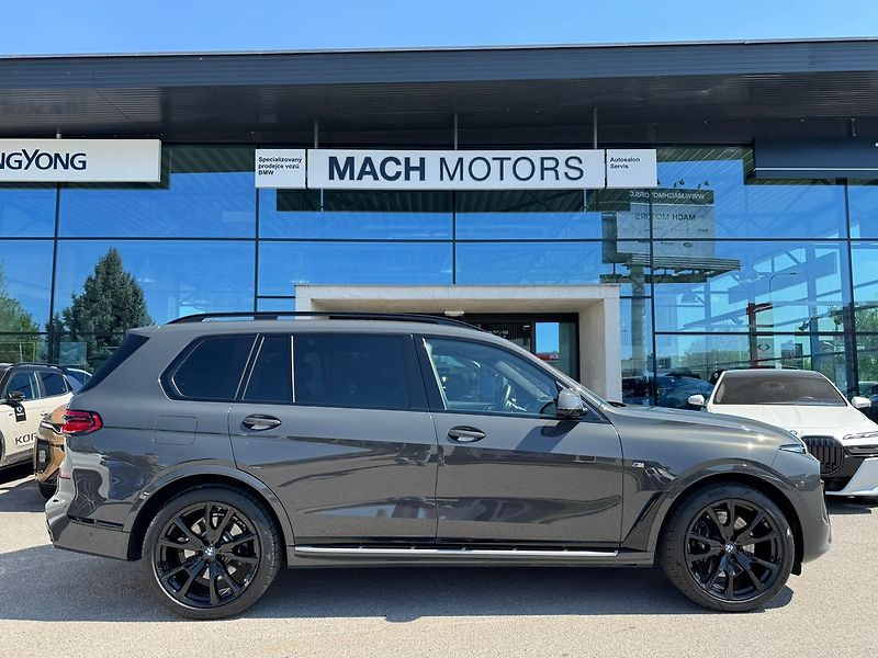 BMW X7 40xd Masáže Nezávislé Tažné - fotka 6 z 20
