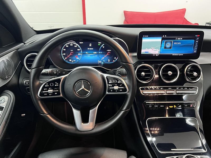Mercedes-Benz Třídy C 220d 4-Matic Burmester Servis - fotka 20 z 45