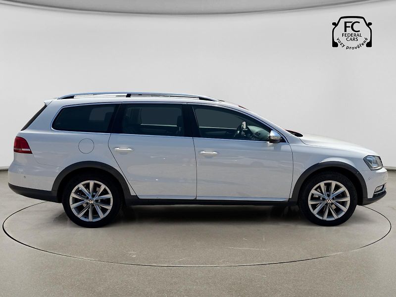 Volkswagen Passat Alltrack 2.0 Tsi - fotka 6 z 36