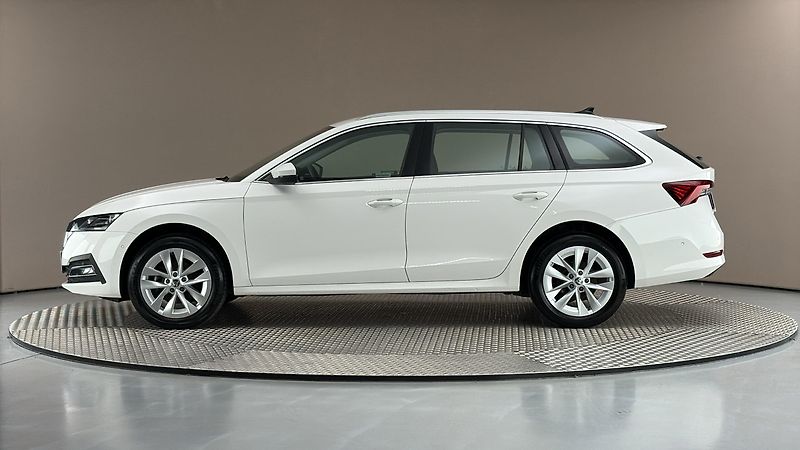 Škoda Octavia 2.0 TDI DSG Style Combi - fotka 4 z 26