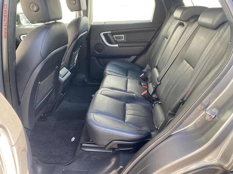 Land Rover Discovery Sport (2015) 2.2 TD4 4x4, AT, bixen, panor - fotka 10 z 19