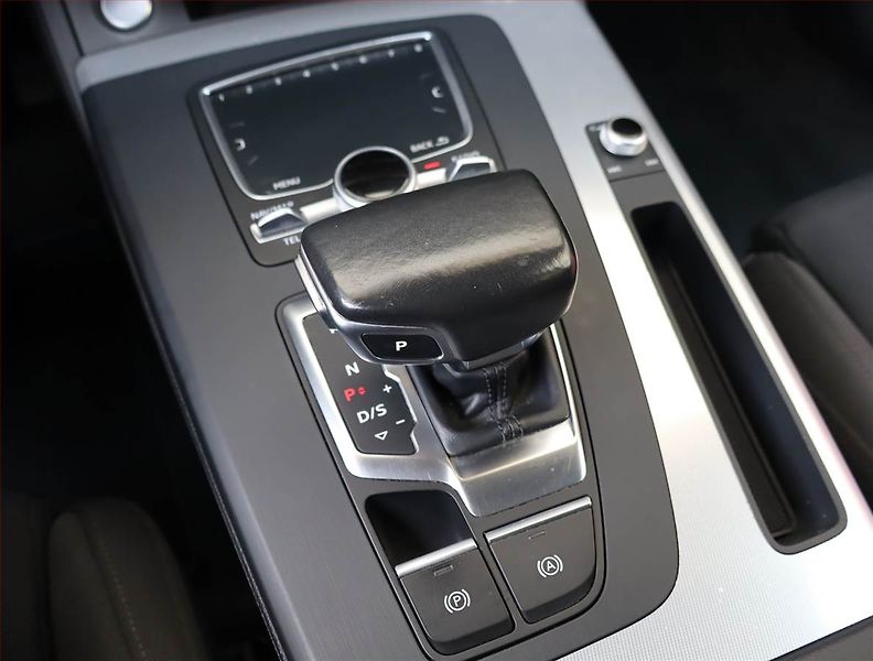 Audi Q5 (2018) 2.0 TDI - fotka 16 z 28