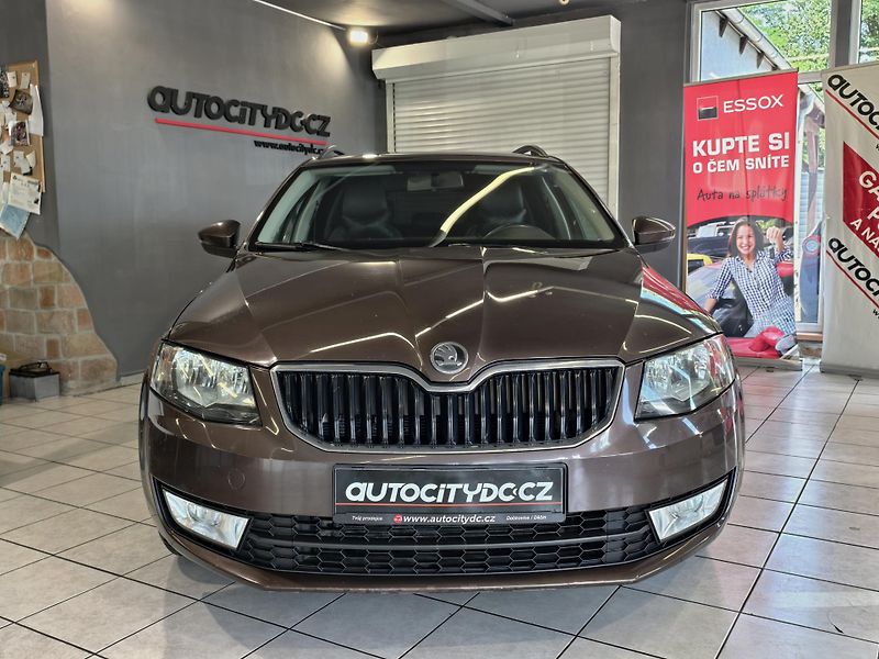 Škoda Octavia KOMBI 1.2 TSi 77kW VÝHŘEVY PDC - fotka 2 z 22