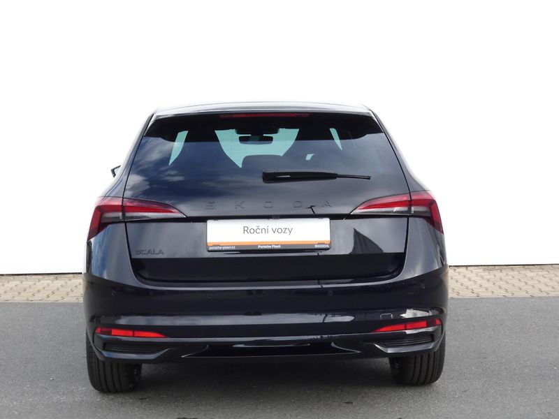 Škoda Scala Monte Carlo 1,0 TSI DSG - fotka 15 z 30