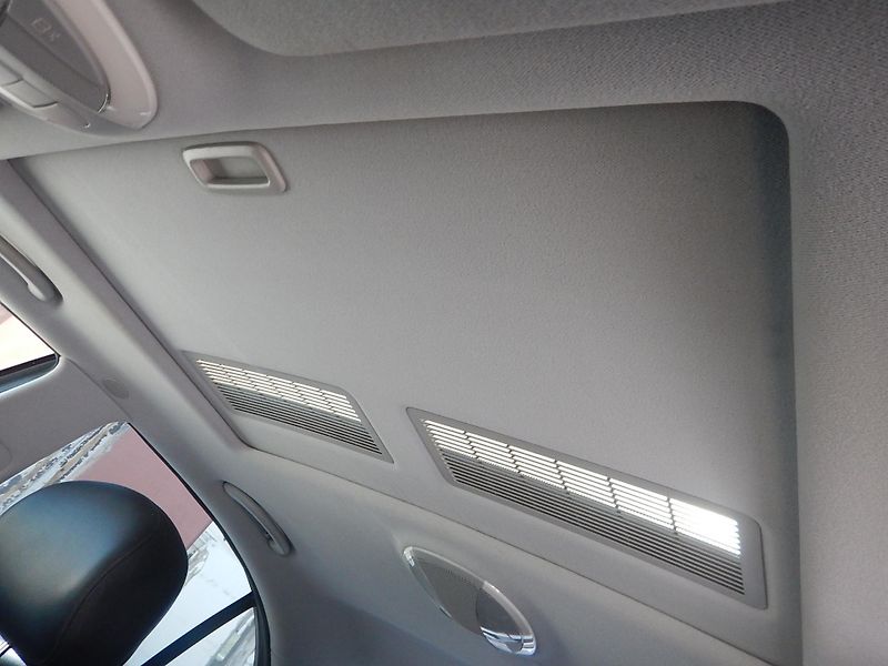 Mercedes-Benz Třídy E E 350 4MATIC, DIGIKLIMA - fotka 26 z 32