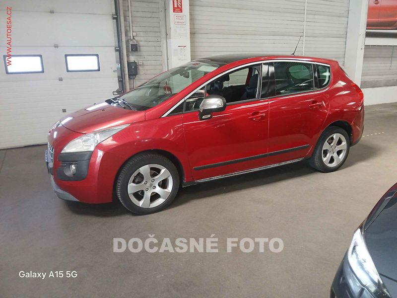 Peugeot 3008 (2010) 1.6HDi, 2.maj, navi, panorama - fotka 1 z 3