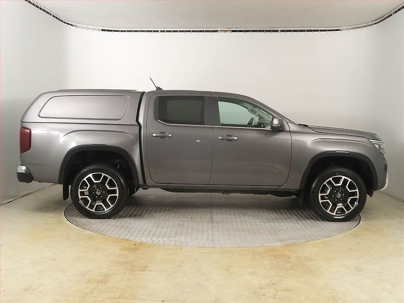Volkswagen Amarok (2024) V6 3.0 TDI - fotka 6 z 26