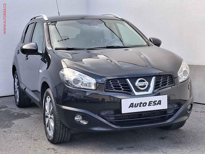 Nissan Qashqai (2012) 2.0 16V, Tekna, AT, xenon - fotografie inzerátu