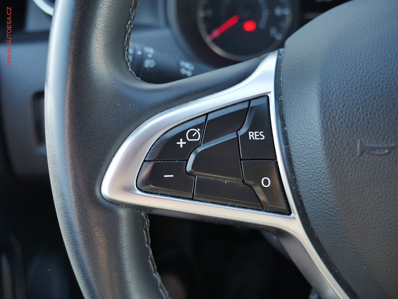 Dacia Duster (2020) 1.5 dCi, AC, navi, kamera - fotka 12 z 22