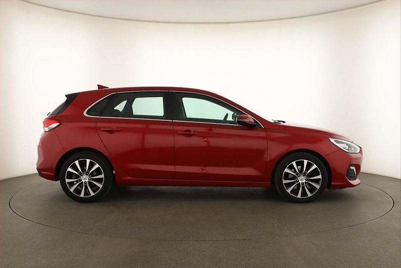 Hyundai i30 (2020) 1.4 T-GDI, ČR,1.maj - fotka 6 z 20