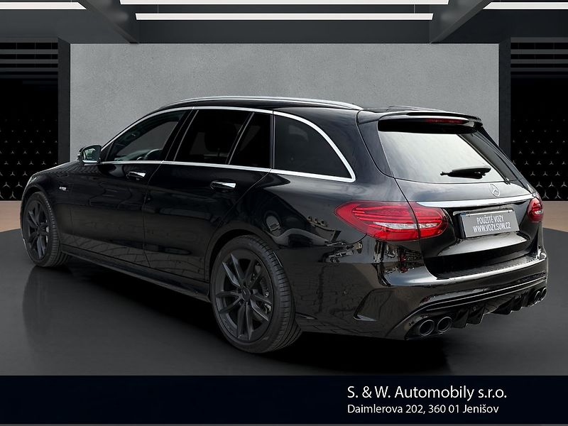 Mercedes-Benz Třídy C C 43 AMG - fotka 7 z 32