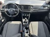 Volkswagen T-Roc (2019) 1.0TSi, ČR, AC, tažné - náhled 8