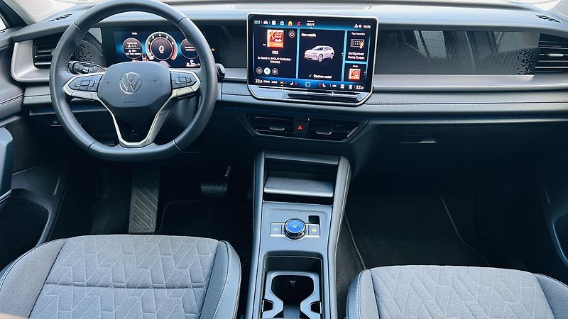 Volkswagen Tayron (2026) 1.5 eTSI 110 kW DSG7 7míst  - fotka 16 z 50