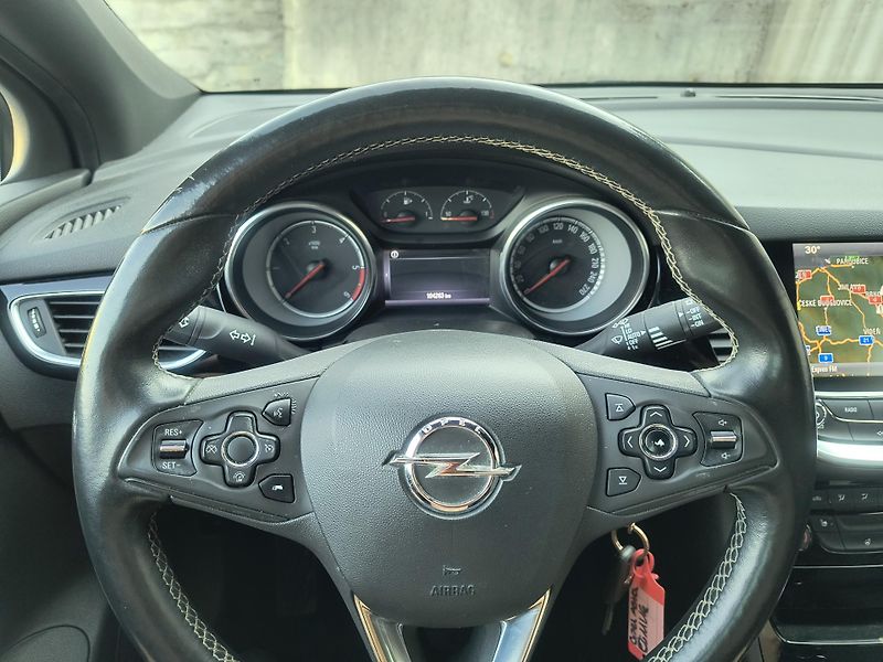 Opel Astra - fotka 29 z 60