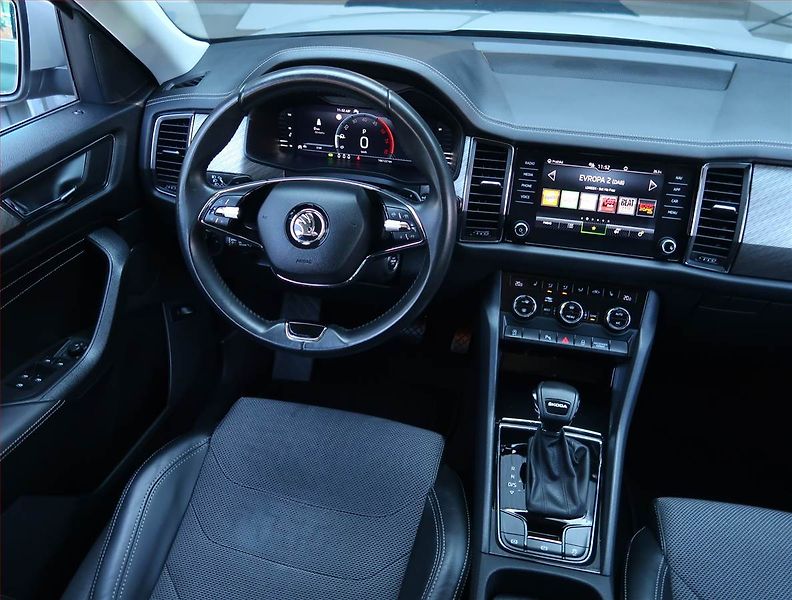 Škoda Kodiaq (2023) Style Plus 2.0 TDI - fotka 7 z 21
