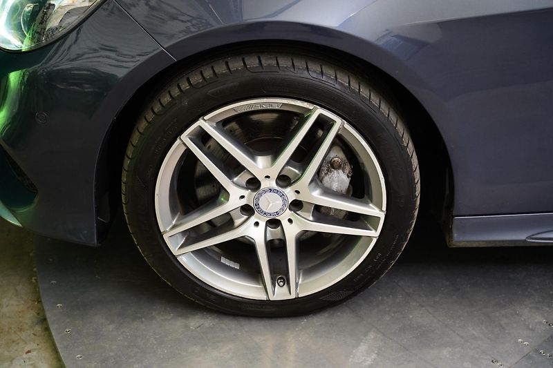 Mercedes-Benz Třídy E - fotka 9 z 30