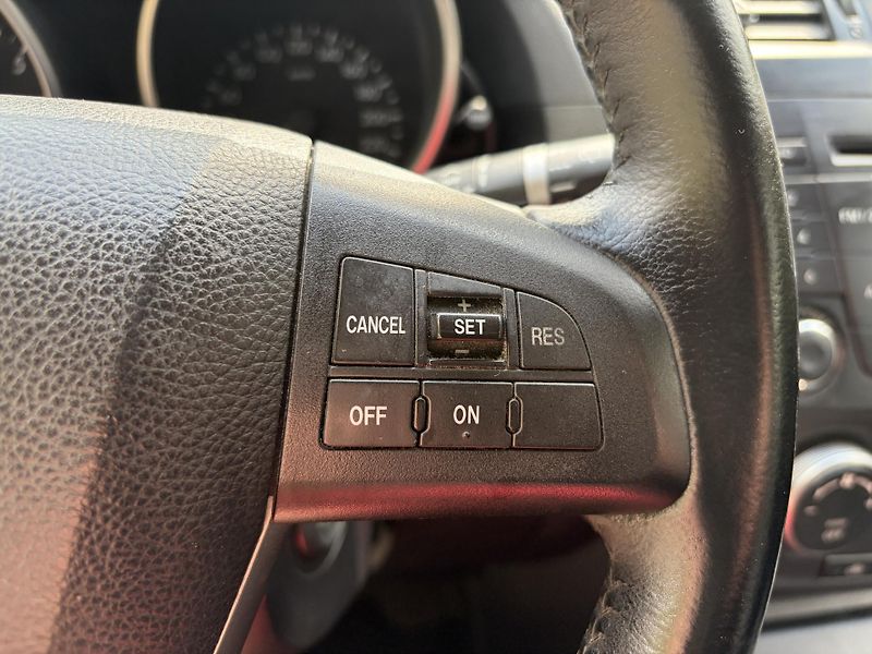 Mazda 5 2.0 Sports-Line - fotka 29 z 32