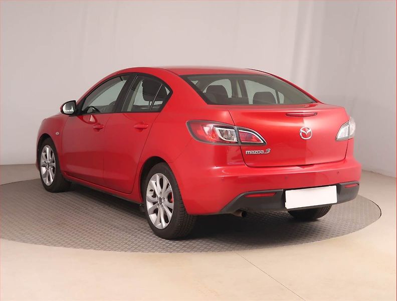 Mazda 3 (2010) 1.6, po STK, slušný stav - fotka 4 z 15