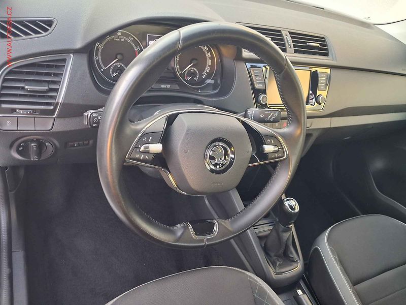 Škoda Fabia (2022) 1.0 TSi, 1.maj,ČR, Ambition - fotka 12 z 15
