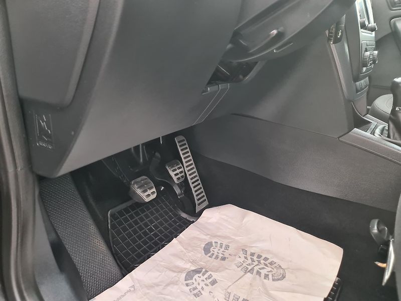 Škoda Yeti (2015) 2.0 TDi 103-KW 4x4 ADV OLOMOUC - fotka 36 z 76