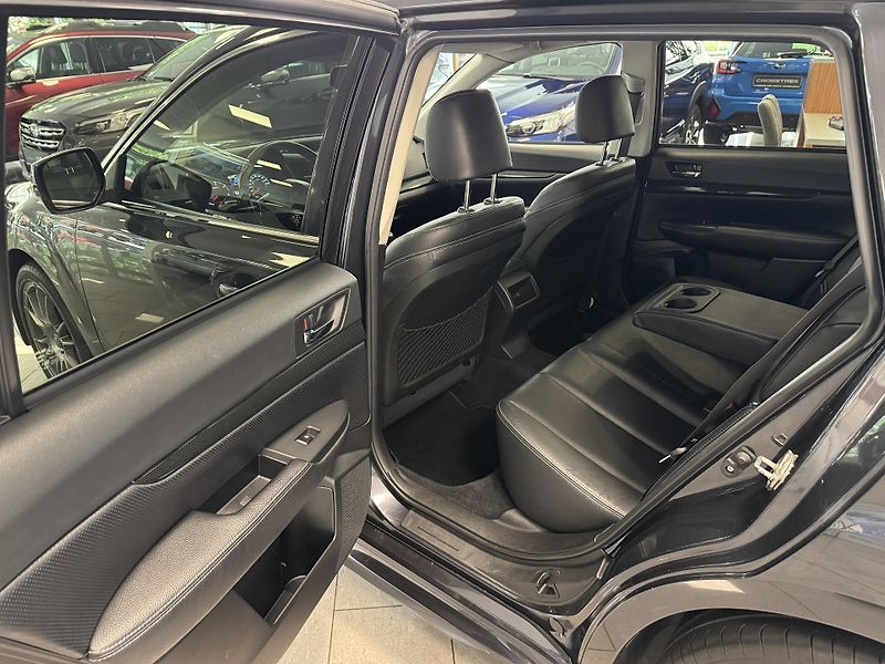 Subaru Legacy kombi 2.0D Sport, 6MT, CZ - fotka 14 z 51