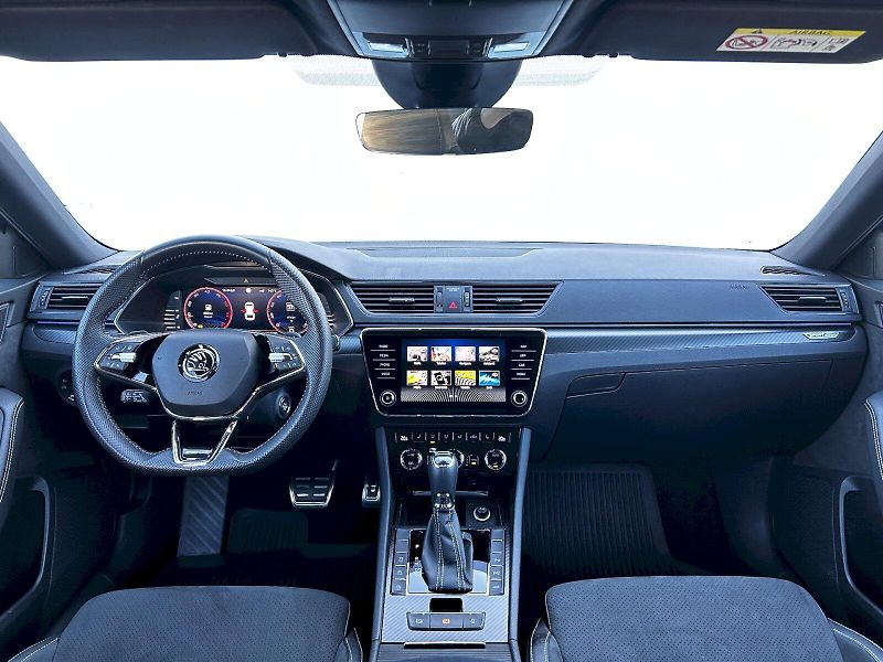 Škoda Superb (2024) Combi 2.0 TDI 147kW 4x4 DSG Sp - fotka 5 z 35