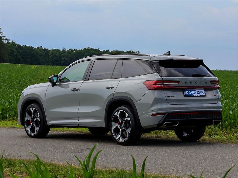 Škoda Kodiaq 2,0 TSI 195kW DSG 4x4 RS DPH - fotka 5 z 40