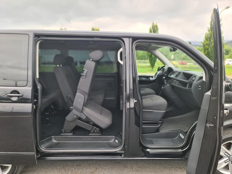 Volkswagen Transporter (2016)  CARAVELLE T6 2.0 TDi OLOMOUC - fotka 13 z 86