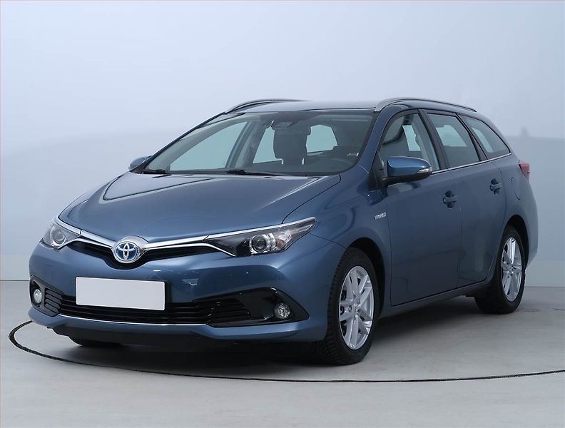 Toyota Auris (2018) Hybrid, Automat, ČR,1.maj - fotka 2 z 19