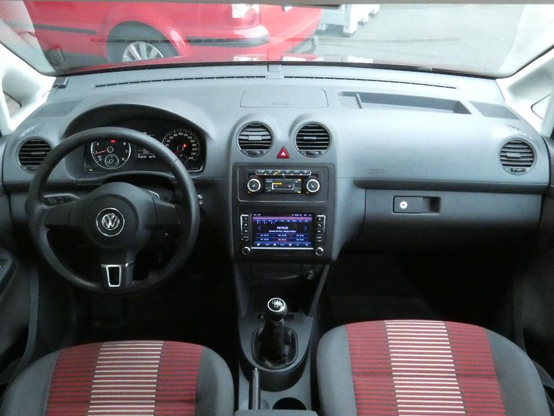 Volkswagen Caddy (2011) 1,6 l LPG - fotka 16 z 30