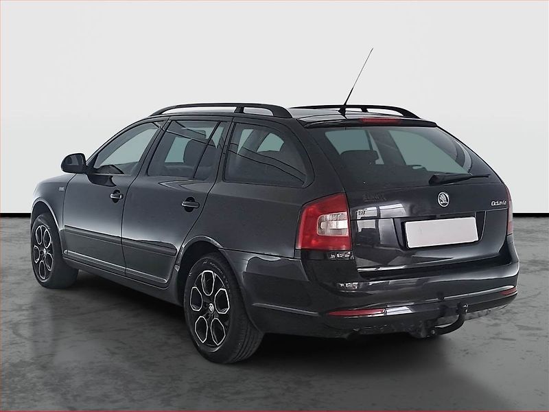 Škoda Octavia (2012) 2.0 TDI, nová STK, Tažné - fotka 4 z 18