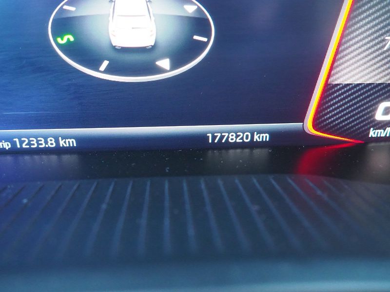Škoda Octavia (2017) 2.0TDI - fotka 27 z 37